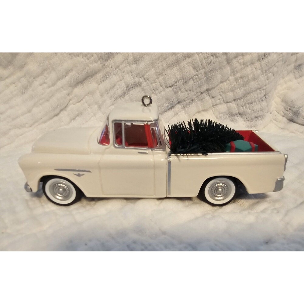 1996 Hallmark Ornament 1955 CHEVROLET CAMEO All-American Trucks1-18-1